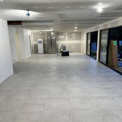 Large open-plan floor