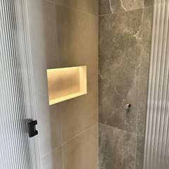 Lit niche, fluted glass